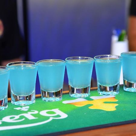 Hotel South Coast ナビムンバイ エクステリア 写真